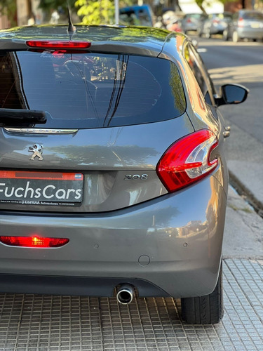 Imagen 23 de 25 de Peugeot 208 1.6 Allure Touchscreen
