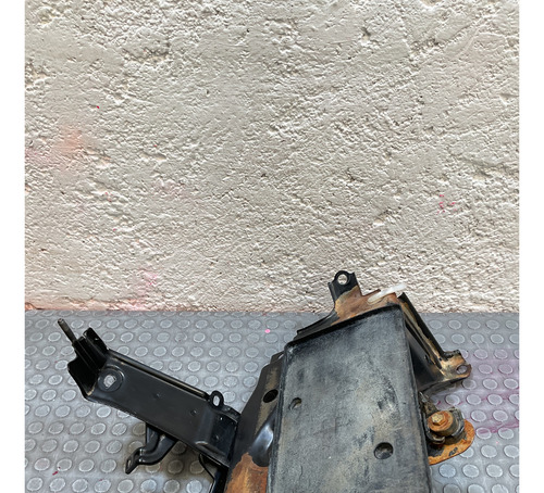 Base Batería Yaris Toyota Core Org7 1.5 Tm 2017/2020 (Usado)