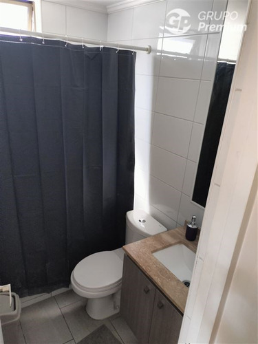 Departamento En Venta De 2d+2b+1est. En Estación Cen