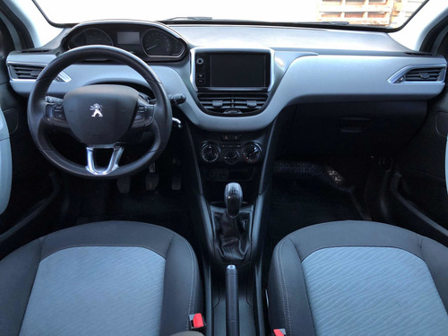 Peugeot 208 1.5 Allure Touchscreen 2014