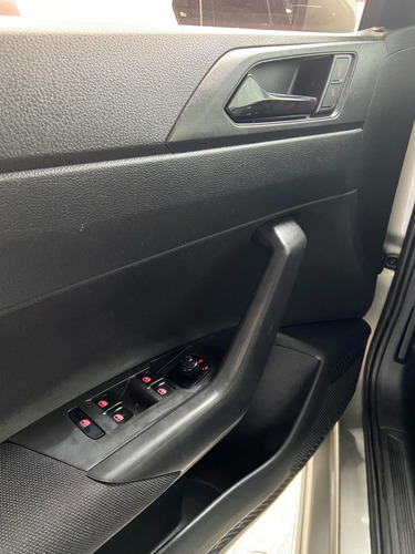 Volkswagen Virtus 1.6 MSI TOTAL FLEX MANUAL