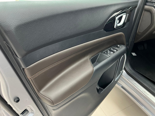 Jeep Commander 2.0 Td380 At9 4x4 7pas Overland