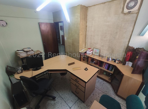 Imagen 5 de 30 de Rent-a-house Centro Occidente Vende Oficina En El Centro De Barquisimeto A 1 Cuadra De La Plaza Bolivar, Estado Lara, 0-4-2-4-5-9-3-7-5-4-2