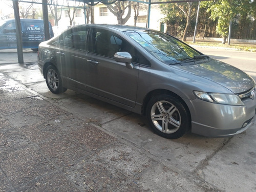 Imagen 10 de 15 de Honda Civic 1.8 Exs At 2006
