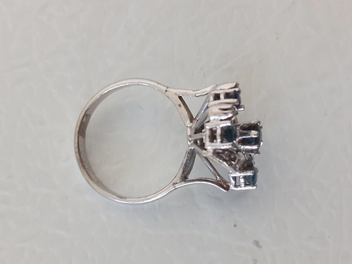 Anillo Plata Paladio 4 Zafiros Y 9 Diamantitos Plateado (Usado)