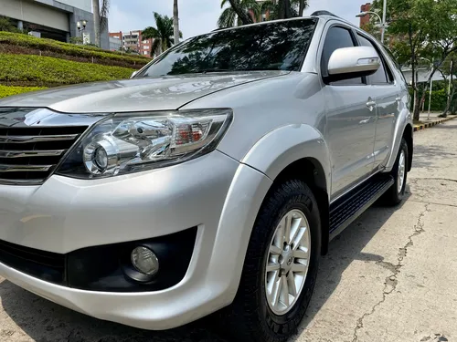 Toyota Fortuner 2.7l 4x4