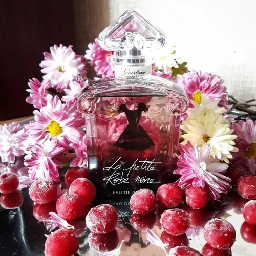 Eau de parfum la petite robe noire top