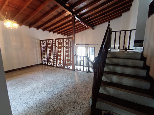 Casa En Arriendo Medellin Sector Alameda