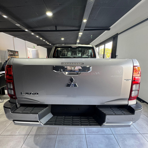 Mitsubishi L200 2.4 Gls 4X4 At Full