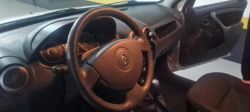 Imagem 11 de 15 de Renault Sandeiro Privilège Hi-flex 1.6 8v 5p