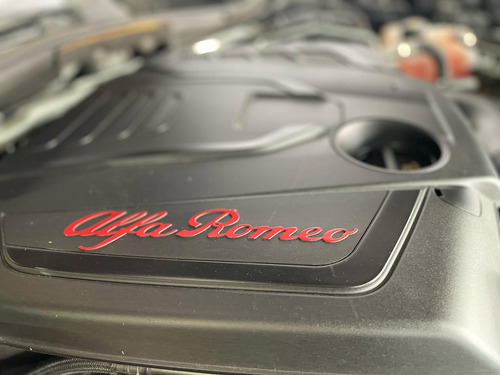 Alfa Romeo Giulia 2.0 Ti At
