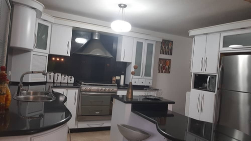Imagen 2 de 30 de Se Vende Amplio Townhouse Canta Piedra Plth-327 04125067379 04244900499