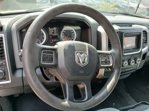 RAM Ram 1500 SLT 1500 Trabajo 3.6 V6 AT 4x2