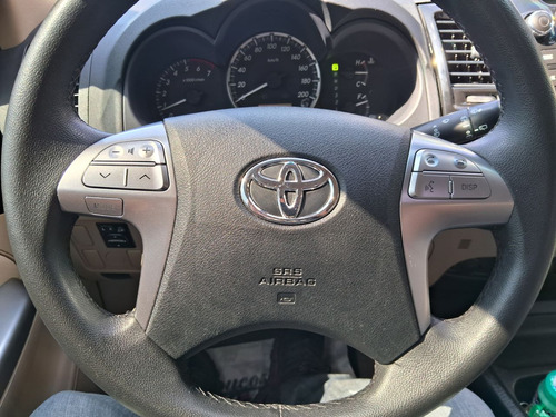 Toyota Hilux SW4 2.7 16V 4P FLEX SR 7 LUGARES AUTOMÁTICO