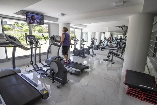 Apartamento En Venta De 1 Dormitorio En Roosevelt