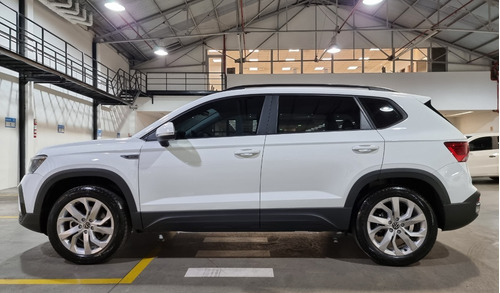 Imagen 5 de 25 de Volkswagen Taos Comfortline 0km My 23 Dcolores