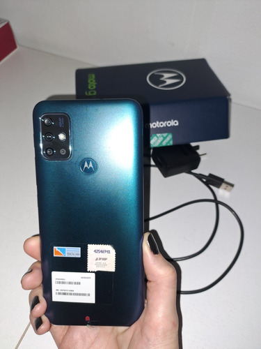 Imagen 3 de 6 de Celular Motorola G20 Se 128 Gb Verde Petróleo