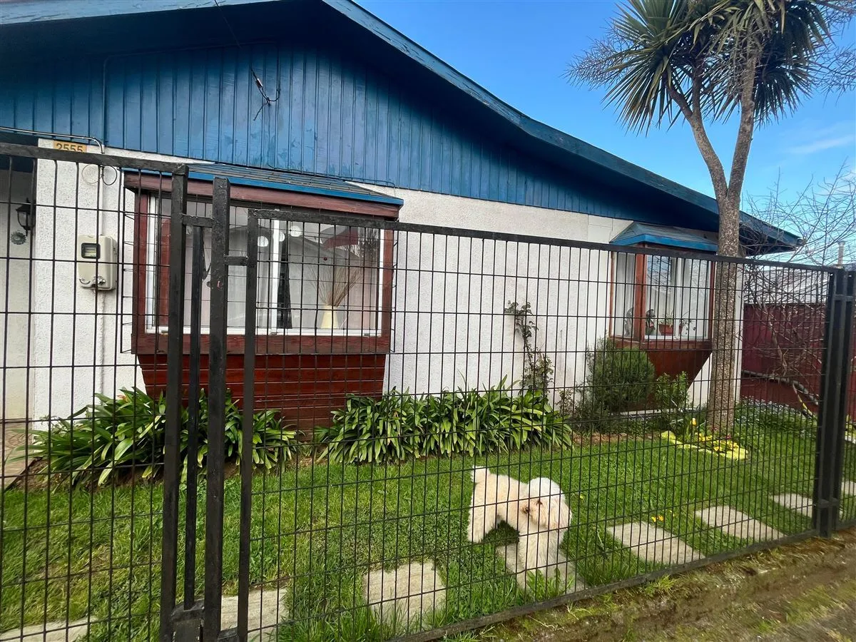 Imagen 1 de 14 de Casa En Venta De 2 Dorm. En Osorno Con Cabaña Independiente