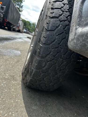 Mazda B2200 2.2 B2200 4x2