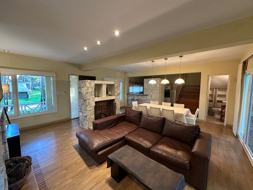 Casa Venta Carilo 5 Ambientes