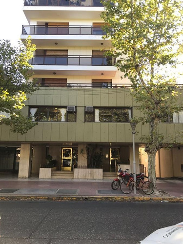 Imagen 2 de 2 de Office - S.fer.-vias/centro