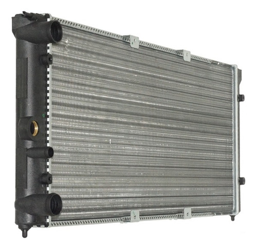 Radiador Santana 1.0 E 2.0 Com Ar De 84 Até 2006  Aut/manual