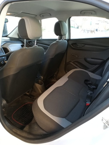 Chevrolet Onix - Inmaculado