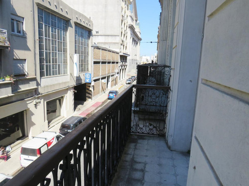 Imagen 5 de 17 de Venta Casa De Altos Ciudad Vieja