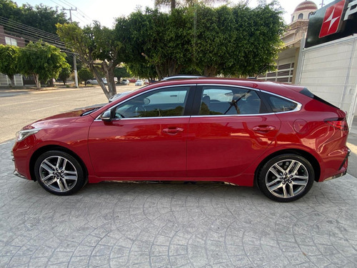 Kia Forte 2.0 Hb Gt Line At