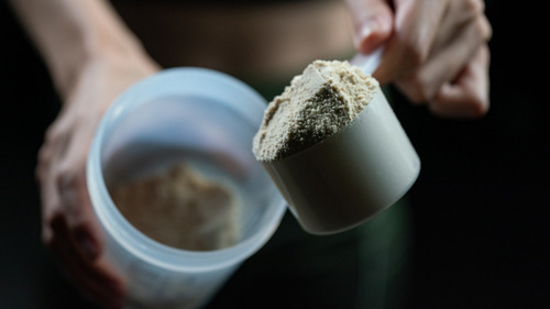 Imagen 3 de 6 de Proteína Hidrolizada Carnebolic Ultimate 1.85lbs + Shaker