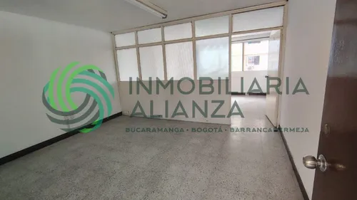 Oficina En Arriendo En Centro. Cod A7605