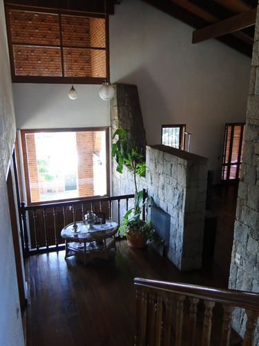 Espectacular Residencia En Rivera! Unica En Su Estilo!!