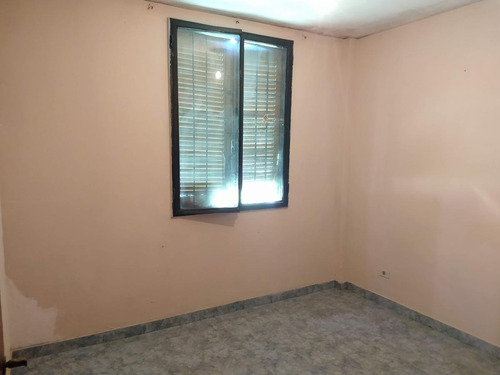Imagen 7 de 11 de Departamento - Isidro Casanova