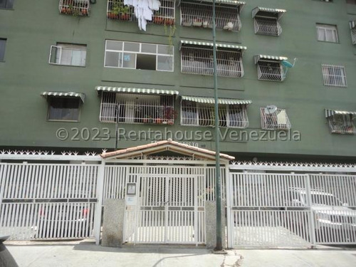 Cómodo Y Práctico Apartamento En Venta En Montecristo - Jca