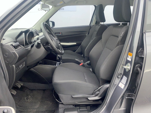 Imagen 16 de 25 de Suzuki Swift 1.2 Hibrido