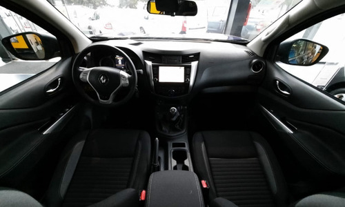 Imagen 9 de 20 de Renault Alaskan Intens 4x2 Mt 2022 0km Precio Especial