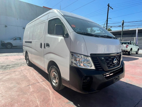 Imagen 7 de 7 de Nv350 Panel Amplia