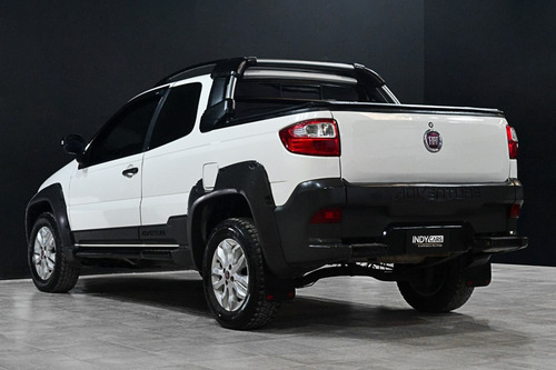 Fiat Strada 1.6 Adventure Cd