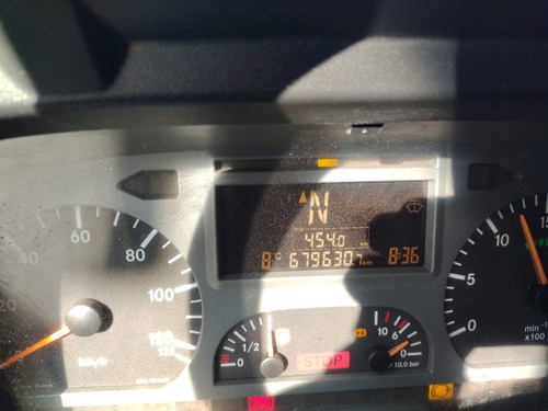 Imagem 11 de 15 de Mb Atego 1725 Truck Bau De Aluminio 2007 2425