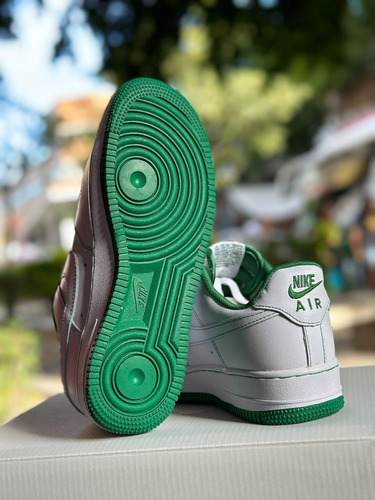 Nike Air Force 1 University Green 5.5mx