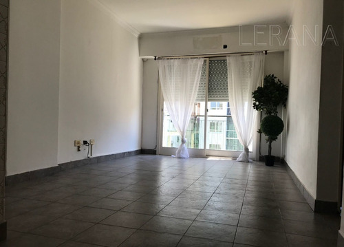 Imagen 7 de 14 de Permuta Departamento 2 Ambientes Con Cochera Ramos Meja Por Propiedad En Ituzaingo/ Castelar
