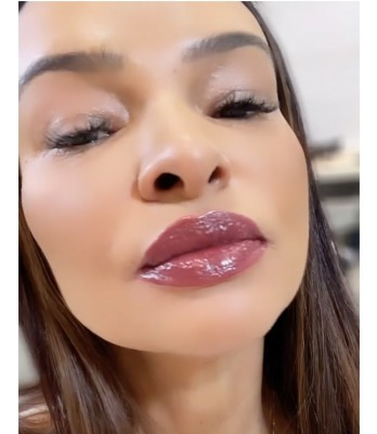 Imagem 2 de 3 de Kit Blush Cremoso E Gloss Ana Paula Marçal - Wine