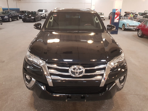 Imagen 3 de 15 de Toyota Sw4 Blindado Rb3 4x4 Srx 2.8 Tdi - Proglassblind