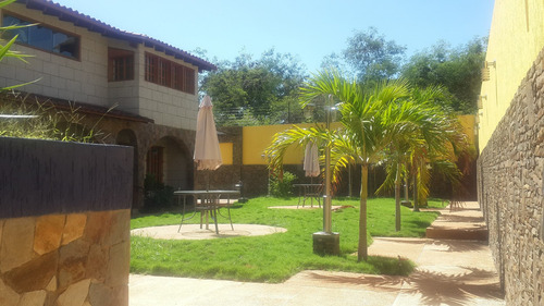 Imagen 4 de 14 de Se Vende Town House En Las Villas Ve02-057mg-lf