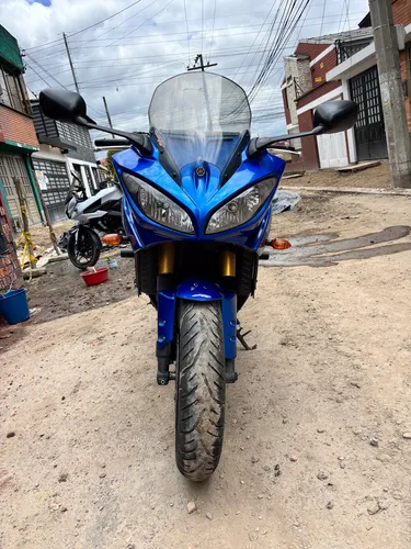 Fazer Fz8