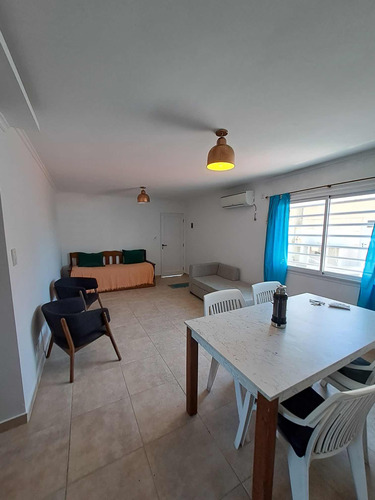 Departamento Para 4 Personas A 1 Cuadra De La Playa