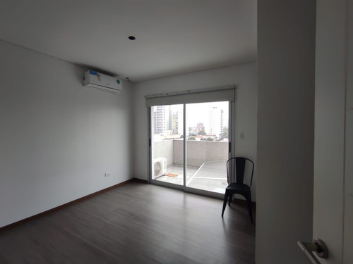 Imagen 15 de 16 de Departamento 2 Ambientes Con 2 Cocheras Y Balcón Terraza En Venta, Berazategui Centro.