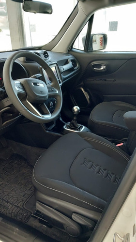 Imagen 9 de 22 de Jeep Renegade Sport Agencia Oficial
