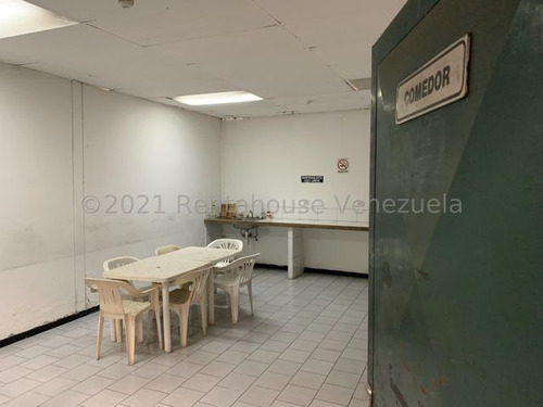Imagen 12 de 13 de Galpón En Venta 22-4450 Daisbelis Tarazona 0424-2925931