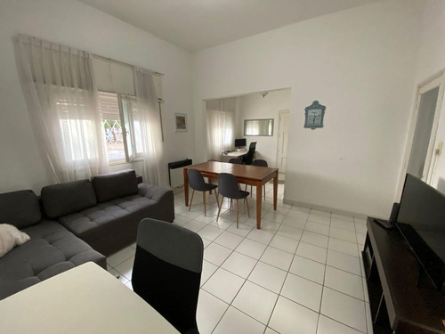 Imagen 4 de 25 de Casa En Juniors * 2 Dormitorios * Excelente Ubicación